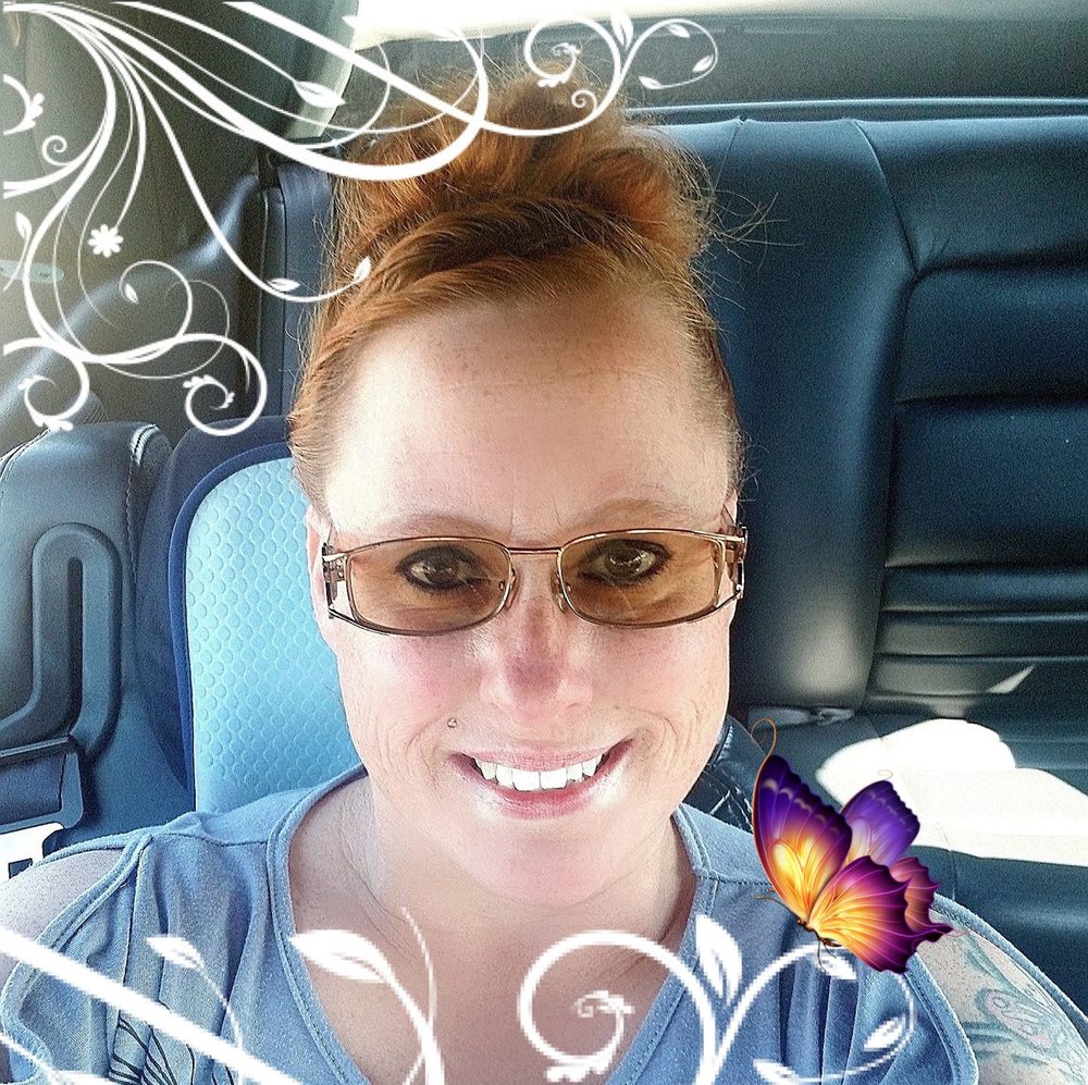 Meet your Posher, Leanna